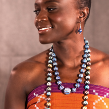 Charger l'image dans la galerie, collier de perles africain